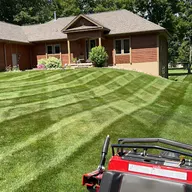 Straight Cuts Lawn Care & Snow Removal, LLC. logo