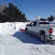 Smitty's Lawn & Snow logo