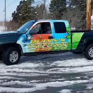 Quinn's 4 Season Lawn Service LLC logo