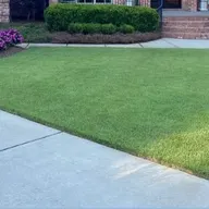 Turf Matters Landscaping LLC logo