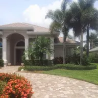 Blue Shore Landscaping logo