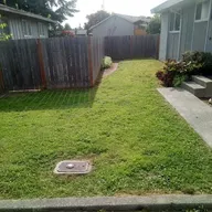 Summit View Lawn Care LLC logo