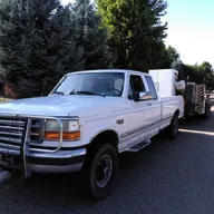Gomez Landscaping logo