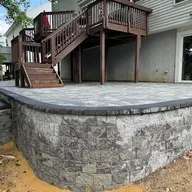 D&M Landscaping LLC logo
