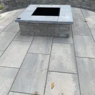 Alvarez landscape & hardscape service logo