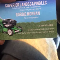 Superior landscaping llc logo