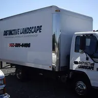 Distinctive Landscape logo