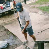 TEE'S Pressure Washing/ Lawn Care Services plus handyman services logo