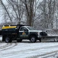 DJ's Plowing & Sanding logo