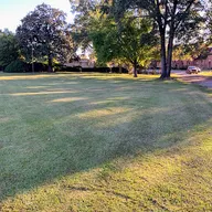 R&R Lawn Care logo